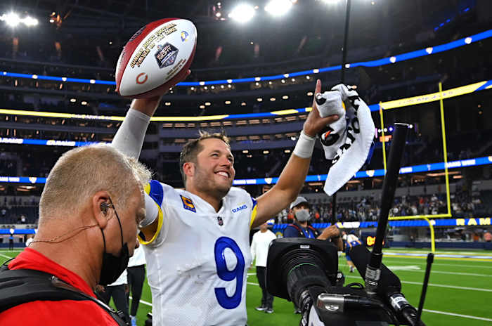 Matthew Stafford shined in his highly-anticipated Los Angeles debut.